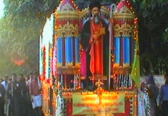 A Sneaky Way to Steal the Season’s Best Street Style