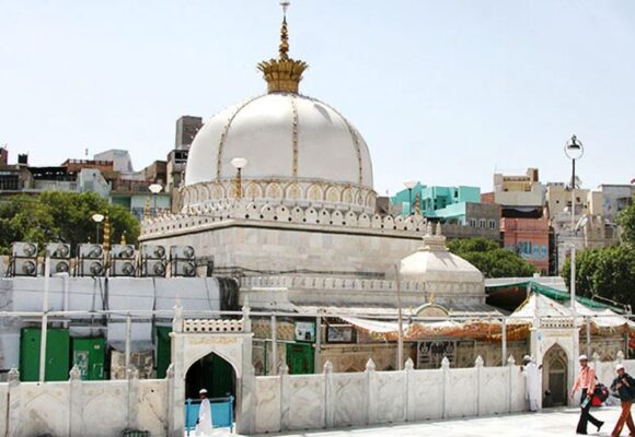 After Noisy & Hot Party Test Ice Drinks